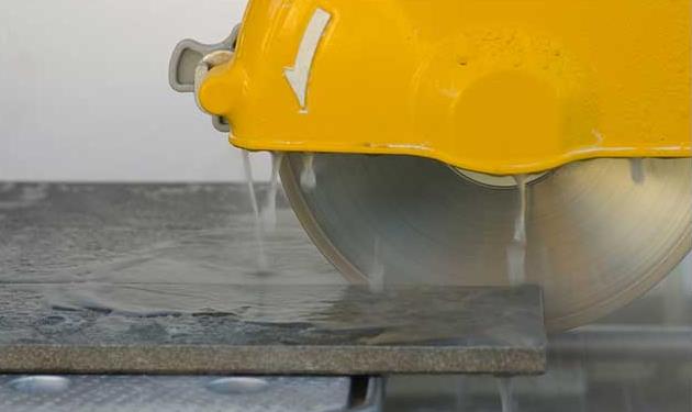 cutting in water2.jpg